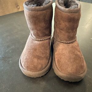UGG Classic Brown Kids Boots